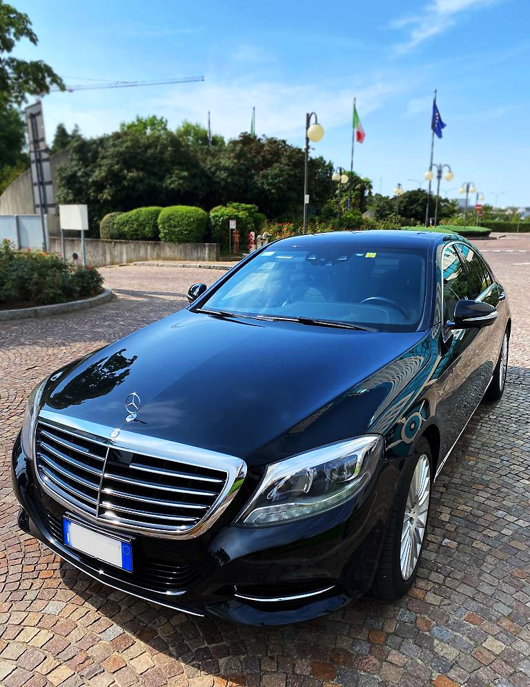 Milan Malpensa taxi service Mercedes S class